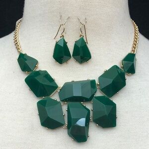 Chunky Abstract Dark Green Stones Gold Statement Bib Necklace Earrings Set